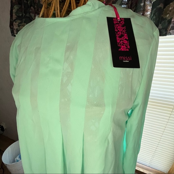 MISSI GREEN BLOUSE - Picture 2 of 3